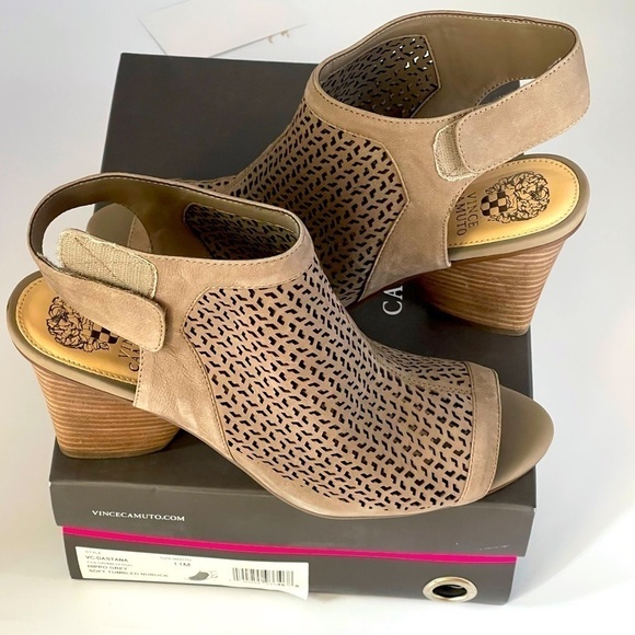 Vince Camuto Nude Wedge Sandal Platform Block Heels Hippo Grey Dastana, Sz 11 - Picture 7 of 10